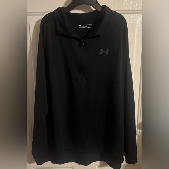 Under Armour Black HeatGear Pullover with zip - Picture 3 of 6